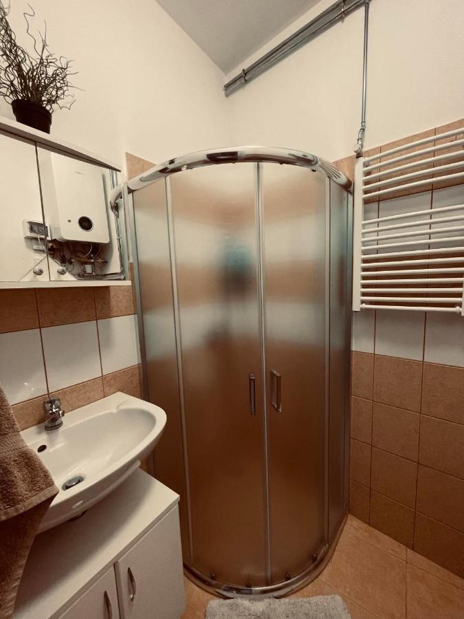 Mazli Vendeghaz Hotel Sátoraljaújhely Екстериор снимка